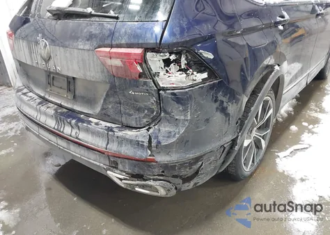 2022 Volkswagen Tiguan 2.0T Sel R-Line z USA, uszkodzony, nr VIN 3VV4B7AX0NM163947